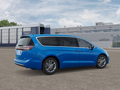 New 2026 Chrysler Pacifica Select image 39