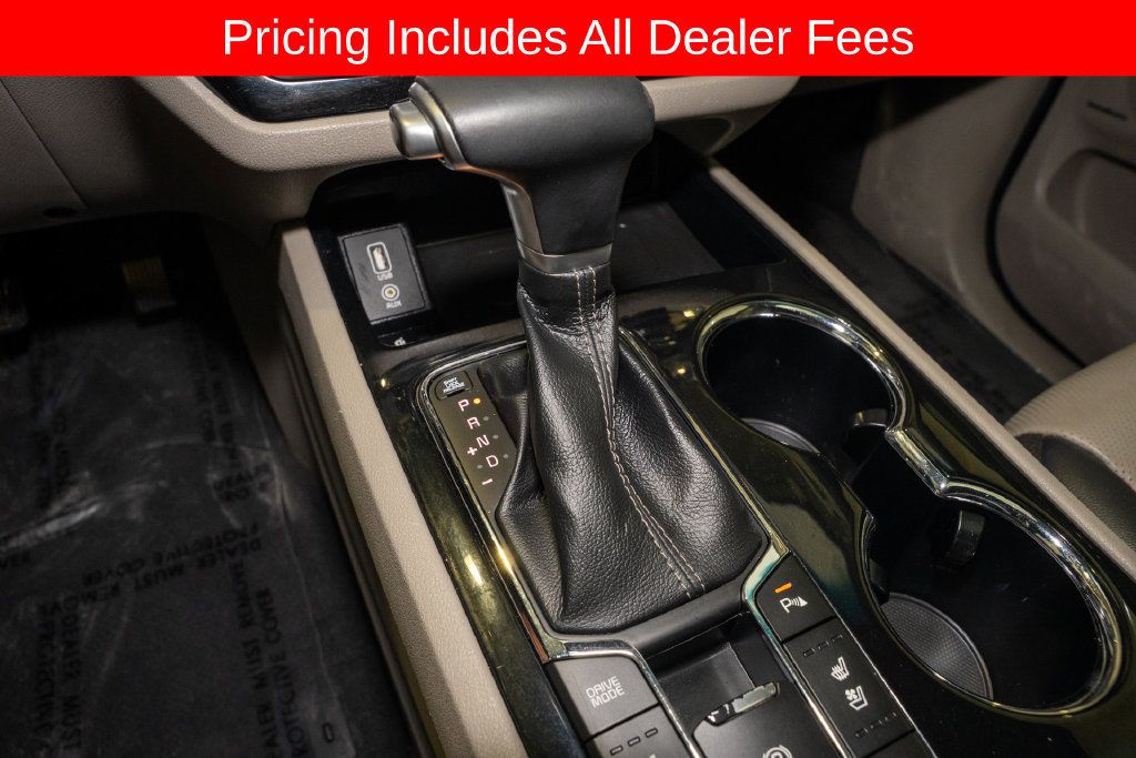 Used 2021 Kia Sedona SX FWD image 18