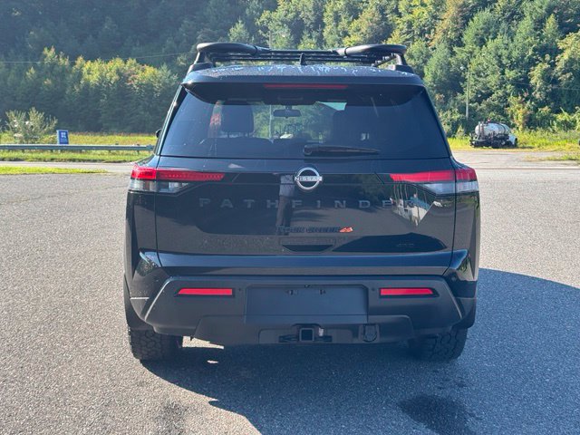Used 2023 Nissan Pathfinder Rock Creek AWD/4WD image 6