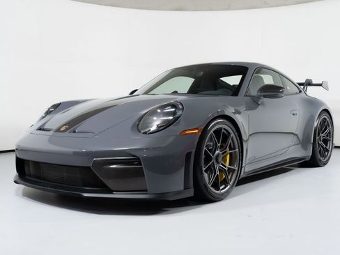 Used 2025 Porsche 911 GT3 w/ Weissach Package image 11