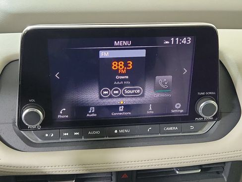 Used 2023 Nissan Rogue SV w/ SV Premium B Package FWD image 20
