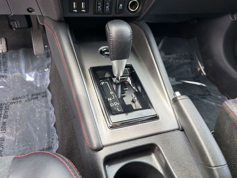 Used 2025 Mitsubishi Outlander Sport AWD image 15