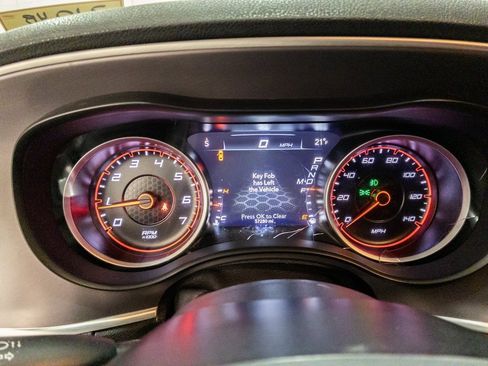 Used 2019 Dodge Charger SXT w/ Blacktop Package image 15