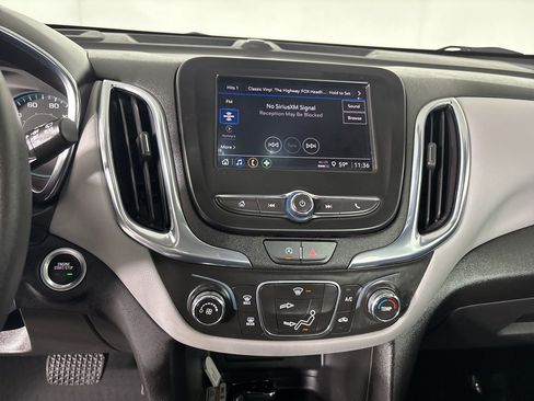 Used 2023 Chevrolet Equinox LS image 13