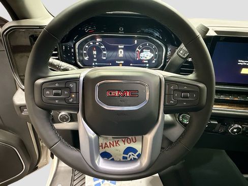 New 2026 GMC Sierra 1500 SLE w/ Preferred Package image 11
