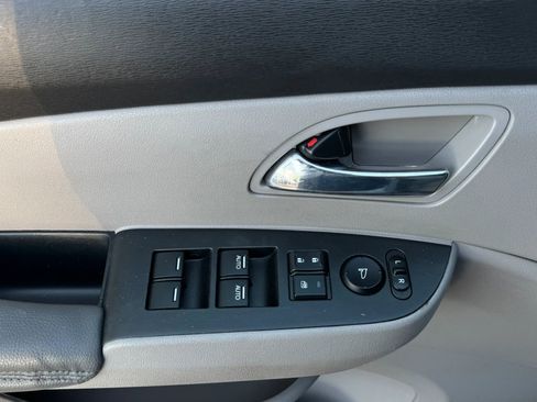 Used 2015 Honda Odyssey EX image 15
