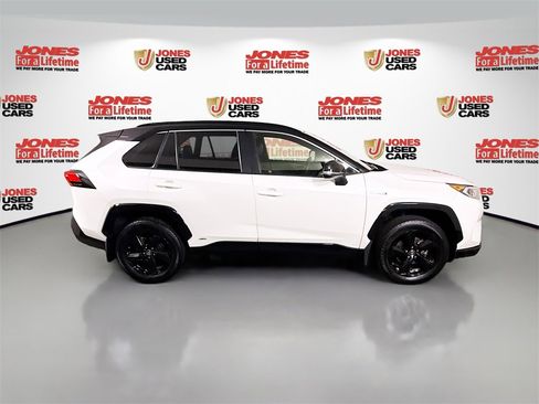 Certified 2019 Toyota RAV4 XSE image 18