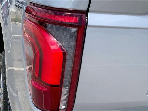 Used 2025 Ford F150 Lariat w/ Equipment Group 501A Mid image 28