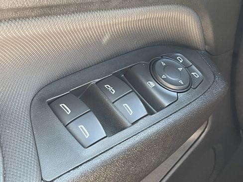 Used 2024 Chevrolet Equinox RS AWD/4WD image 16