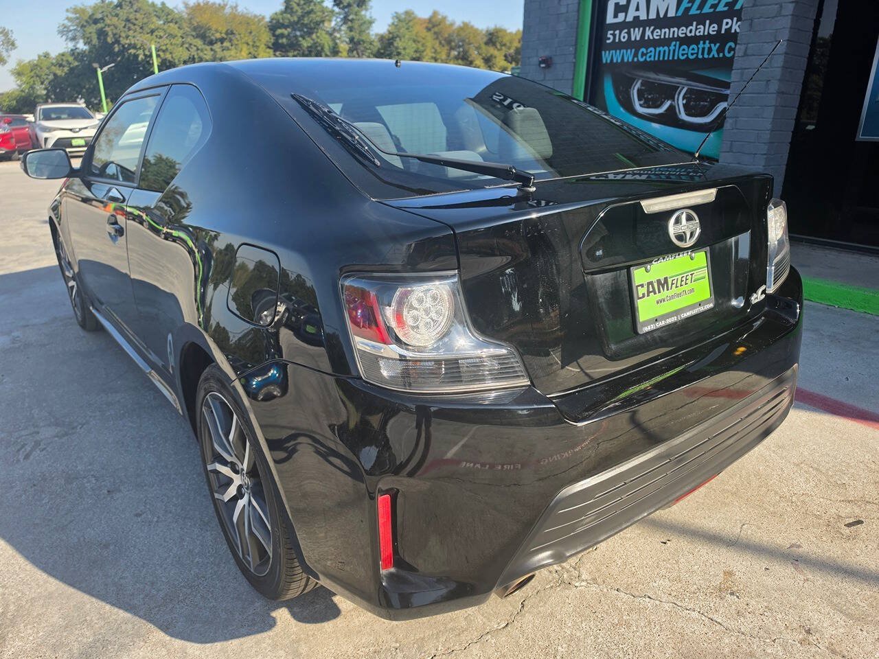 Used 2016 Scion tC FWD image 8
