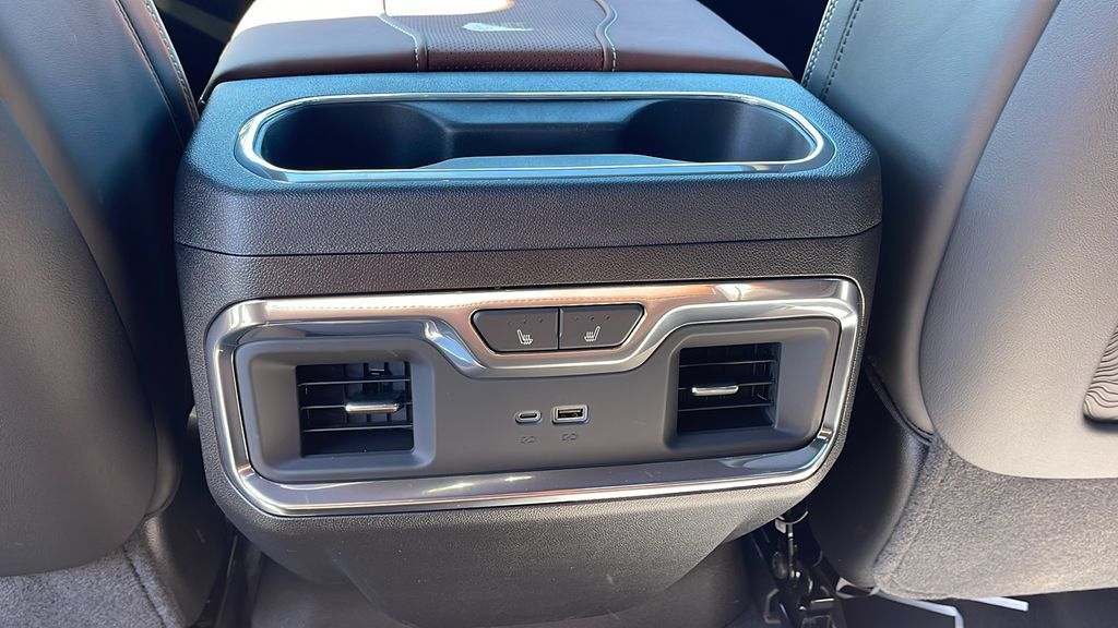 New 2026 GMC Sierra 1500 Denali Ultimate AWD/4WD image 18
