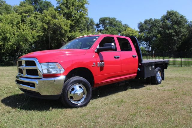 Used 2018 RAM 3500 Tradesman w/ Chrome Appearance Group AWD/4WD image 1