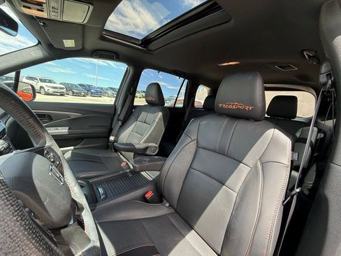 Used 2023 Honda Passport TrailSport image 12