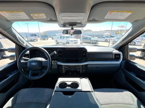 Used 2024 Ford F250 XLT image 9