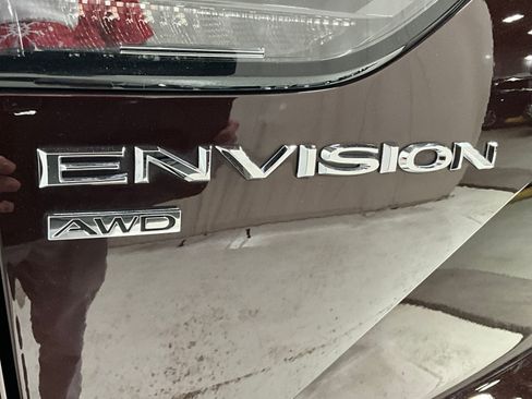 Used 2023 Buick Envision Avenir image 29