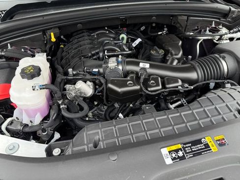 New 2025 Jeep Grand Cherokee Limited image 15