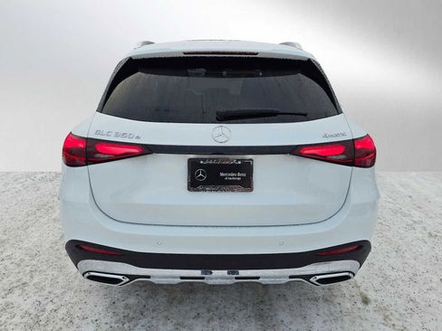 Used 2025 Mercedes-Benz GLC 350e 4MATIC image 6
