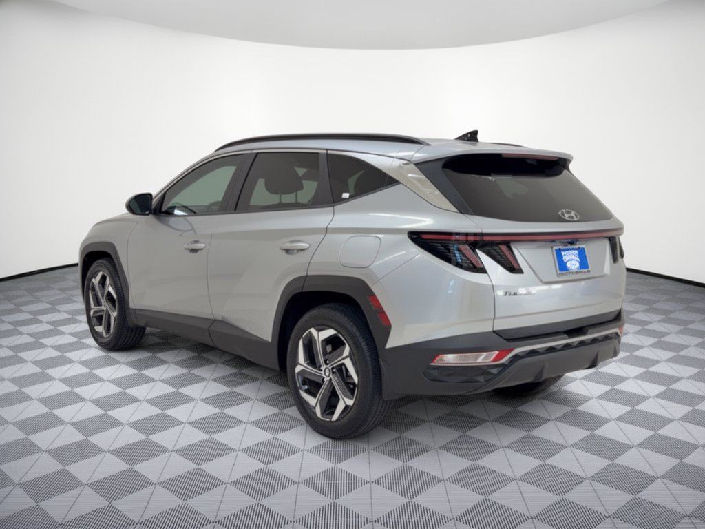 Used 2023 Hyundai Tucson SEL w/ Convenience Package FWD image 3