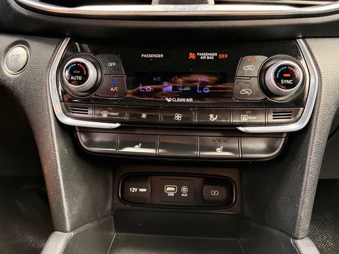 Used 2019 Hyundai Santa Fe SEL FWD image 38