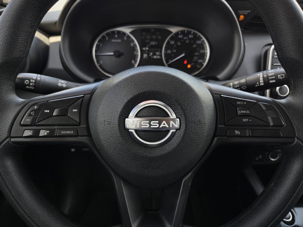 Certified 2025 Nissan Kicks Play S FWD image 22