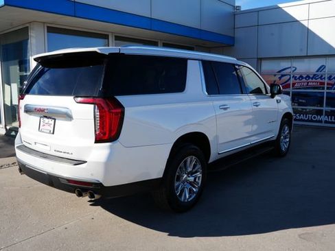 Used 2023 GMC Yukon XL Denali image 39