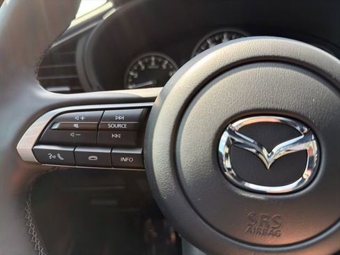 New 2026 MAZDA MAZDA3 2.5 S Hatchback w/ Select Pkg FWD image 24