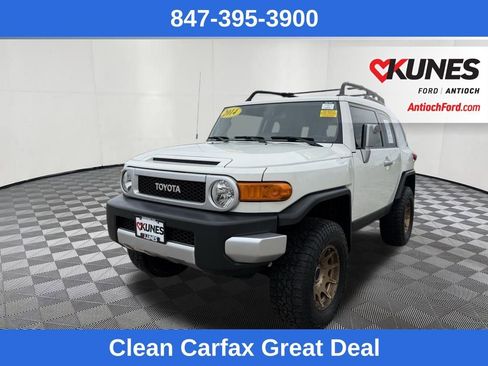 Used 2014 Toyota FJ Cruiser Base image 7