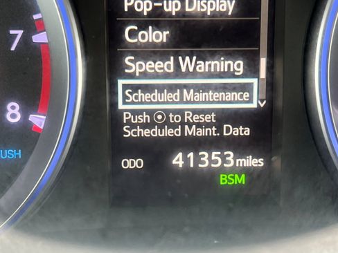 Certified 2019 Toyota Highlander XLE image 31