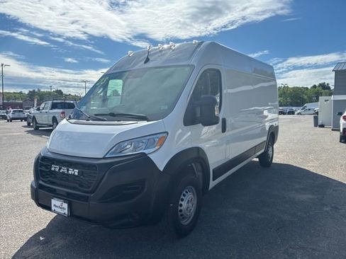 Used 2023 RAM ProMaster 2500 FWD image 3