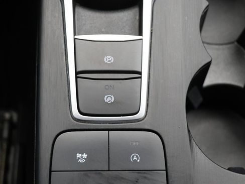 Used 2022 Ford Escape SE w/ Convenience Package image 24