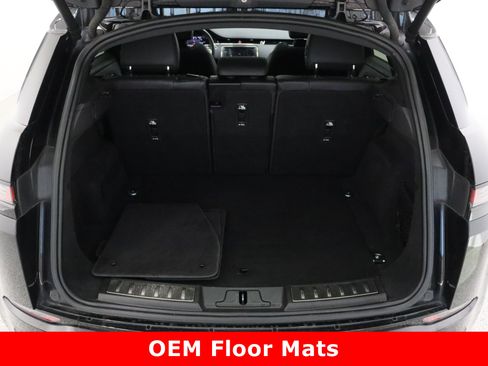 Used 2023 Land Rover Range Rover Evoque R-Dynamic S image 34