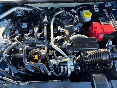Used 2025 Nissan Sentra SV FWD image 31