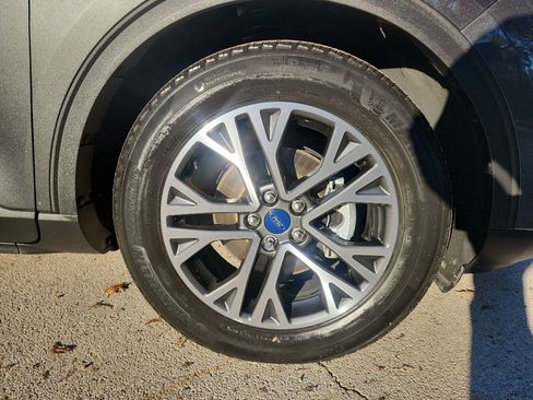 Used 2020 Ford Escape SEL image 14