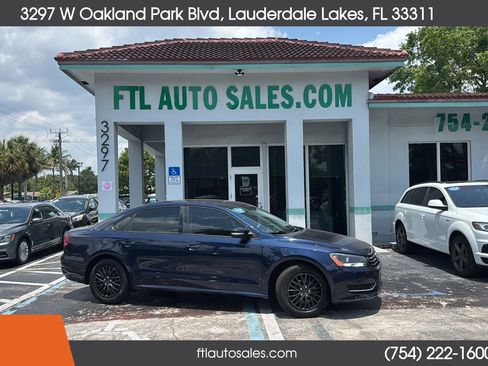 Used 2015 Volkswagen Passat 1.8T S FWD image 1