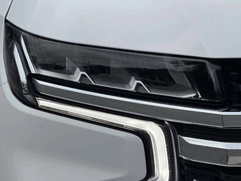 Used 2022 Chevrolet Tahoe LT w/ Luxury Package image 9