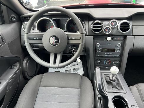 Used 2008 Ford Mustang GT RWD image 25