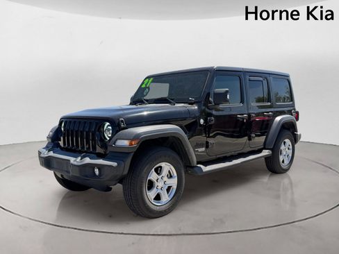 Used 2021 Jeep Wrangler Unlimited Sport AWD/4WD image 7
