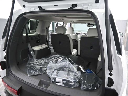 New 2026 Hyundai Santa Fe Limited image 13