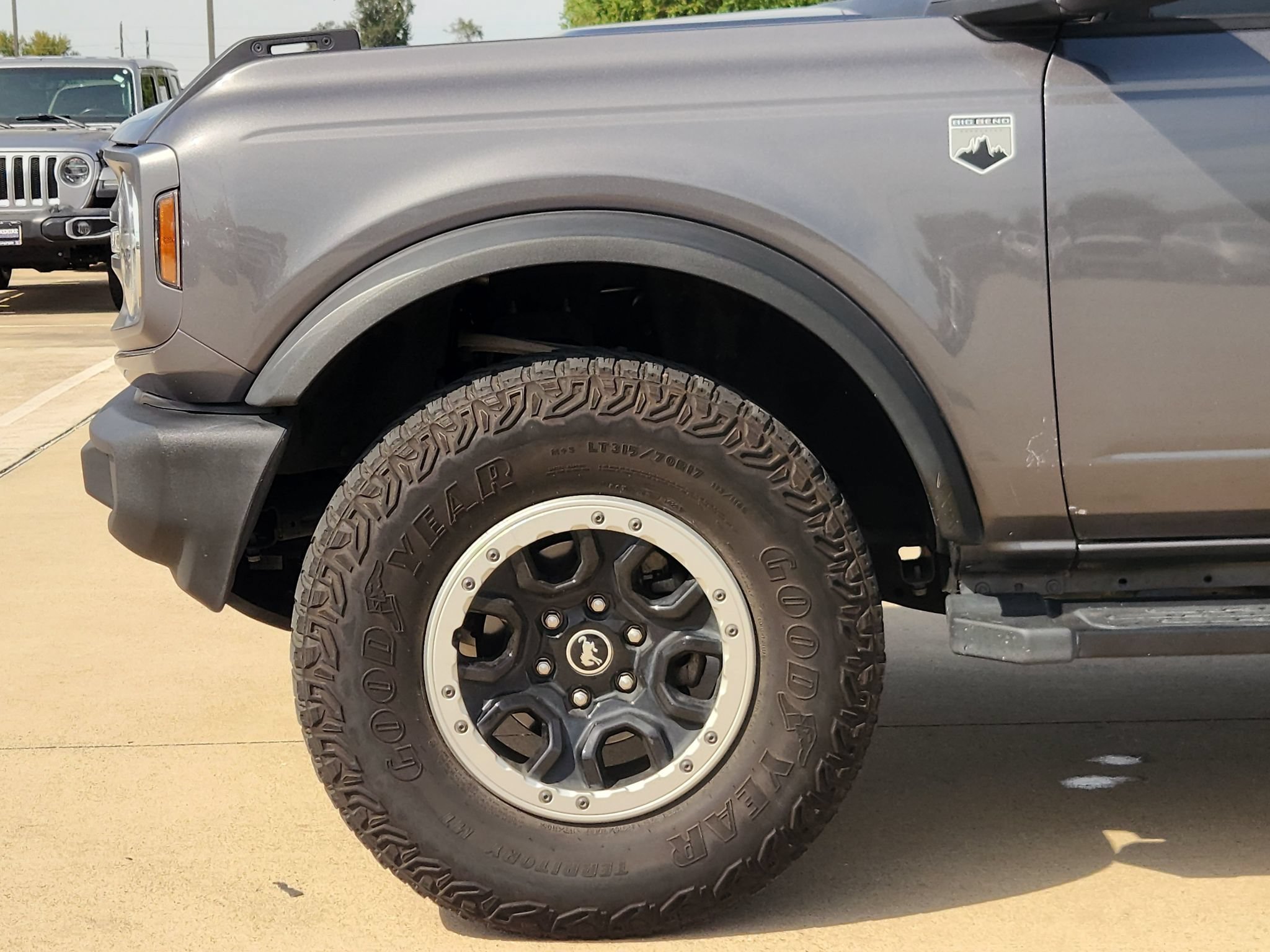 Used 2022 Ford Bronco Big Bend w/ Sasquatch Package AWD/4WD image 9