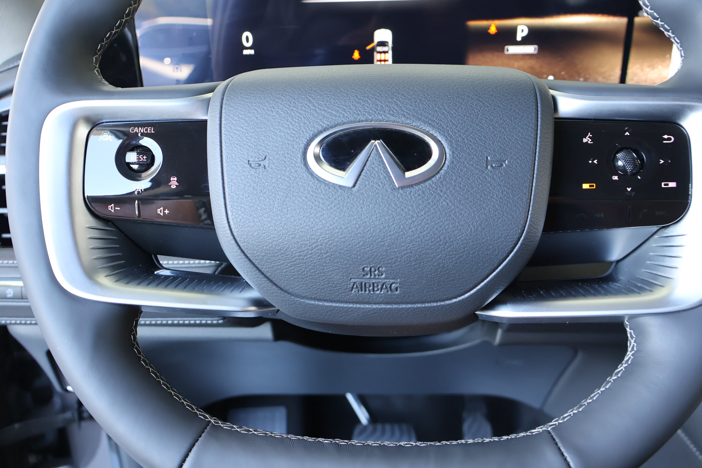 Certified 2025 INFINITI QX80 Pure RWD image 27