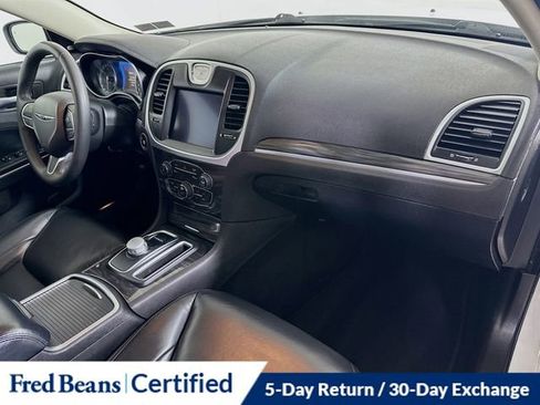Used 2022 Chrysler 300 Touring L w/ Popular Equipment Group image 31