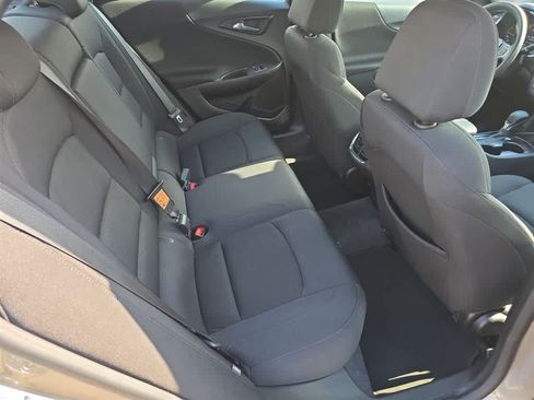 Used 2023 Chevrolet Malibu LT FWD image 23