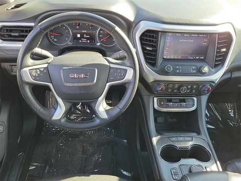 Used 2023 GMC Acadia SLT image 4