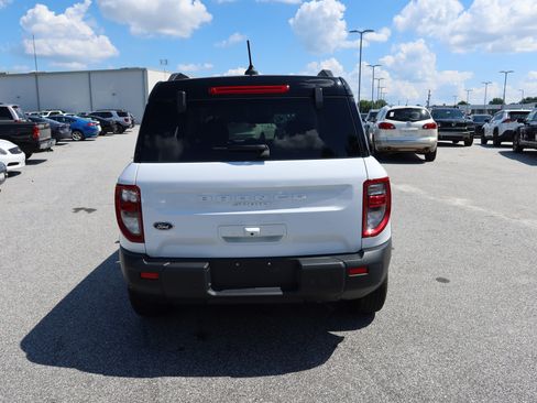 Used 2025 Ford Bronco Sport Outer Banks AWD/4WD image 5