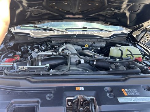 Used 2022 Ford F350 Lariat w/ Lariat Ultimate Package AWD/4WD image 21