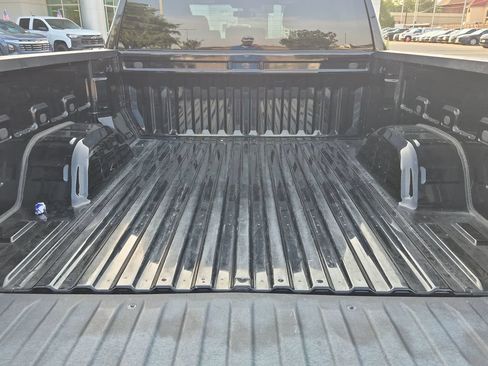Used 2021 Chevrolet Silverado 1500 Custom RWD image 22