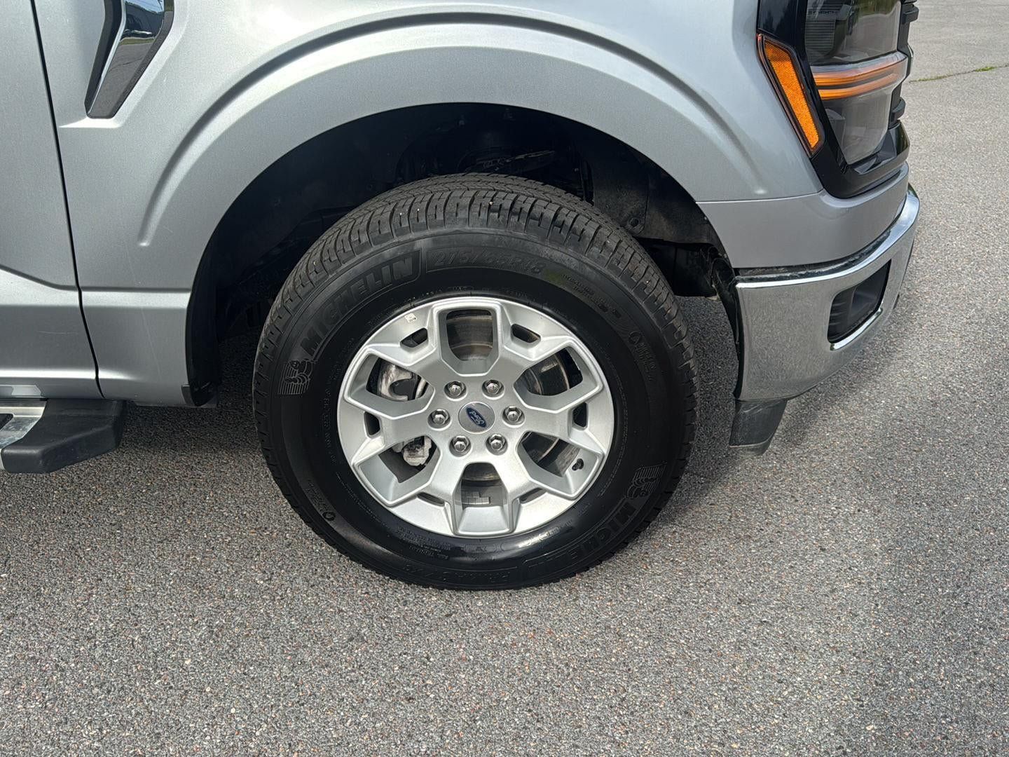 Used 2025 Ford F150 XLT w/ Equipment Group 301A Standard AWD/4WD image 9