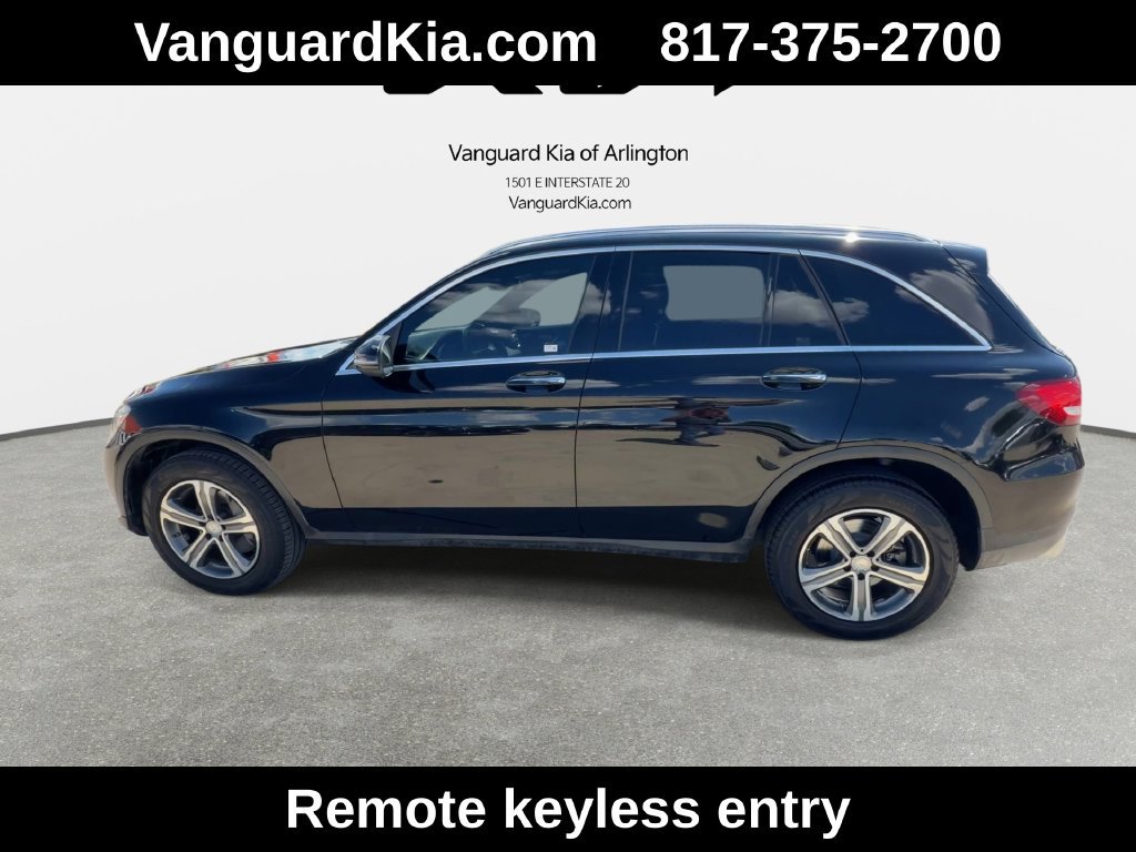 Used 2017 Mercedes-Benz GLC 300 4MATIC image 5