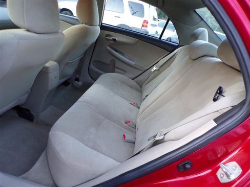 Used 2013 Toyota Corolla LE FWD image 27