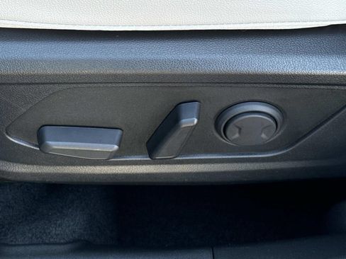 Used 2025 Hyundai Tucson SEL AWD/4WD image 17